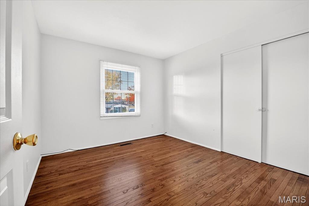 7060 Howdershell Road Hazelwood, MO 63042 - Photo 29 of 73