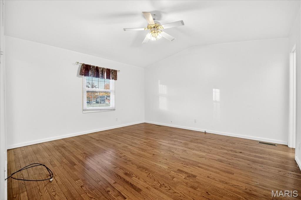 7060 Howdershell Road Hazelwood, MO 63042 - Photo 31 of 73