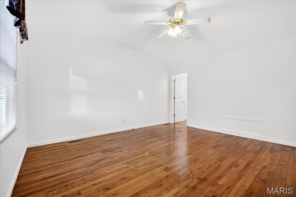 7060 Howdershell Road Hazelwood, MO 63042 - Photo 32 of 73