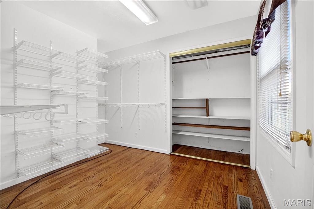 7060 Howdershell Road Hazelwood, MO 63042 - Photo 34 of 73