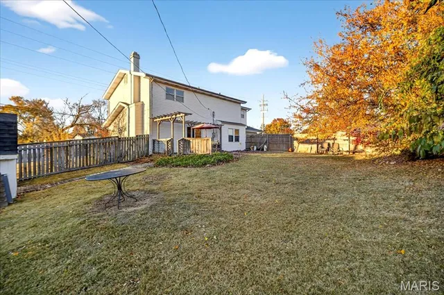 $310,000 | 7060 Howdershell Road, Hazelwood, MO 63042