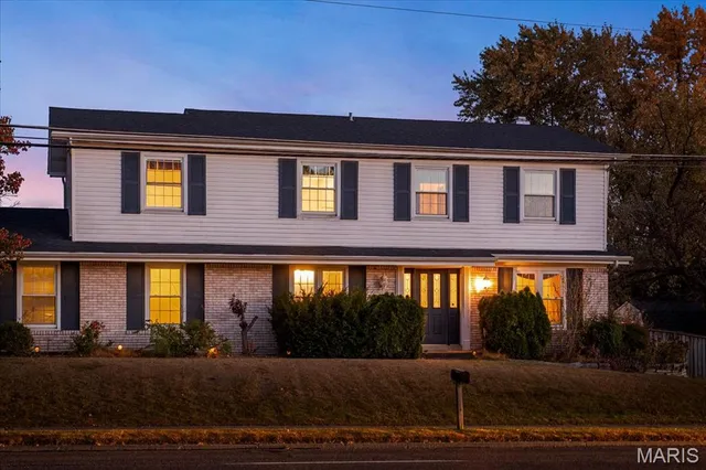 $310,000 | 7060 Howdershell Road, Hazelwood, MO 63042