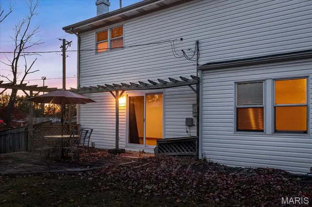 $310,000 | 7060 Howdershell Road, Hazelwood, MO 63042