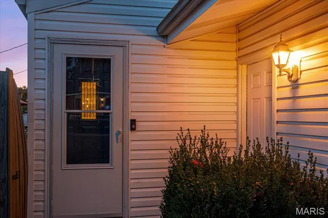 $310,000 | 7060 Howdershell Road, Hazelwood, MO 63042