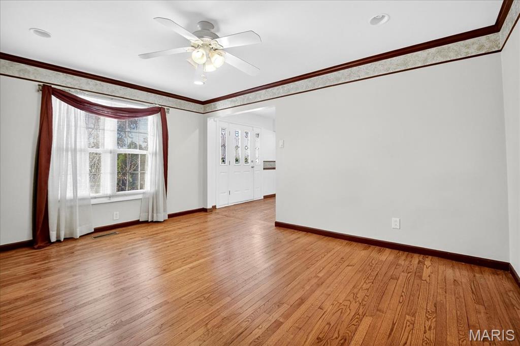 7060 Howdershell Road Hazelwood, MO 63042 - Photo 9 of 73