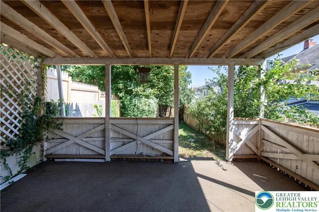 $195,000 | 407 North 5th Street, Allentown, PA 18102