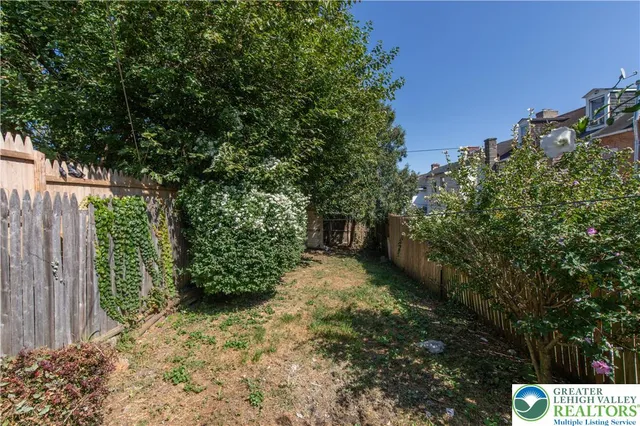 $195,000 | 407 North 5th Street, Allentown, PA 18102