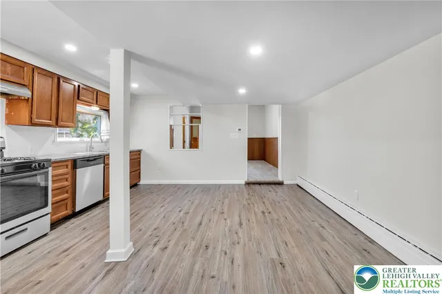 $195,000 | 407 North 5th Street, Allentown, PA 18102