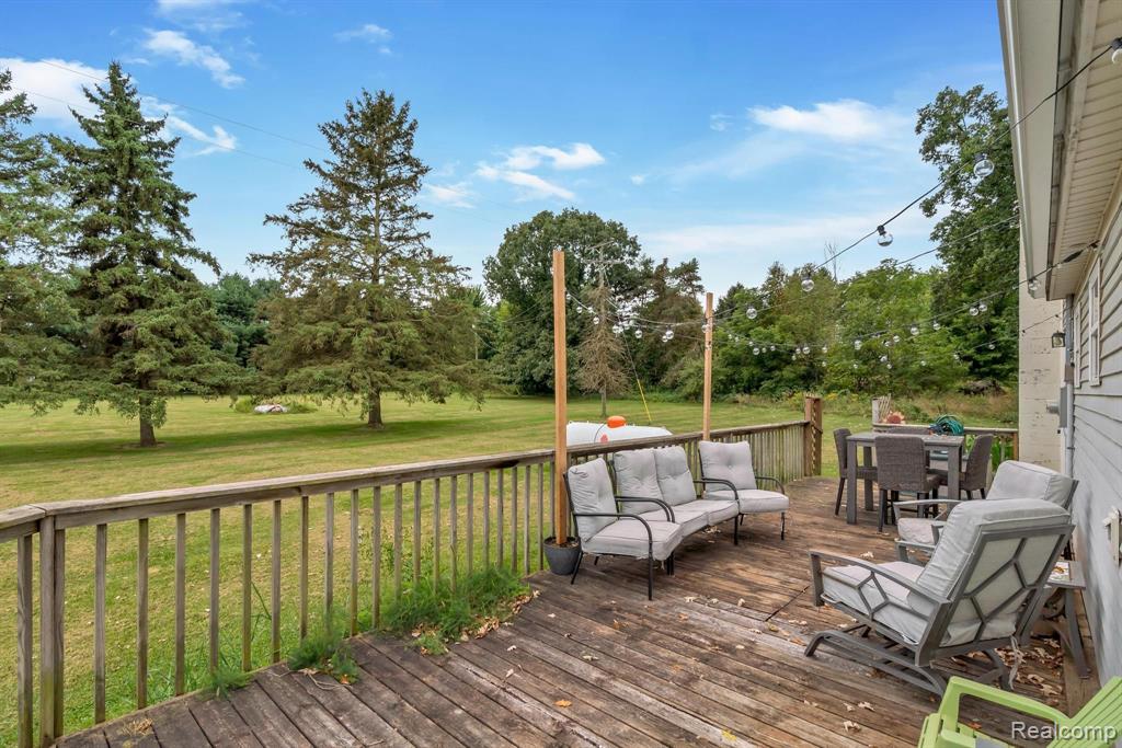 7755 West Lange Road Fowlerville, MI 48836 - Photo 31 of 38
