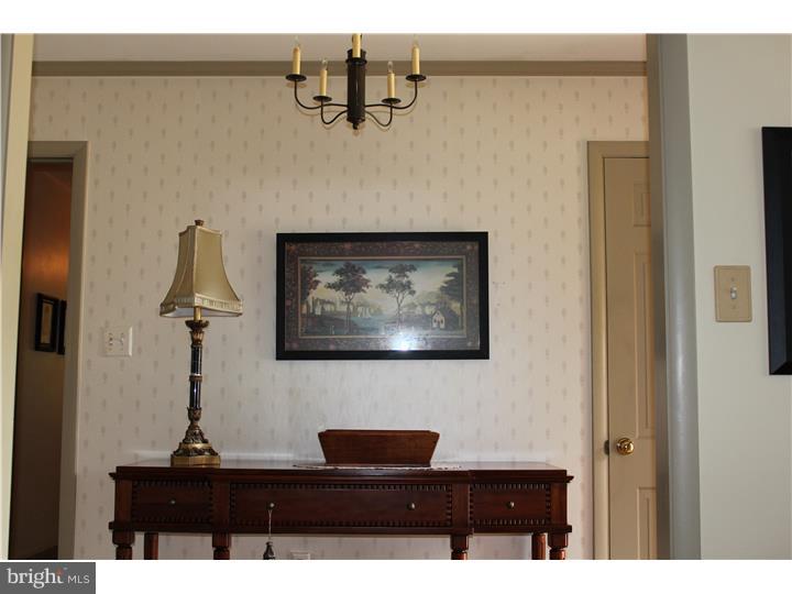 129 Oberlin Avenue Sinking Spring, PA 19608 - Photo 9 of 23 Hallway