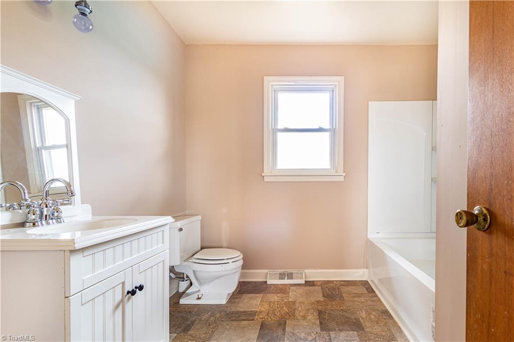 1641 Tall Pines Road Lexington, NC 27295 - Photo 14 of 26 Gallery Image 14