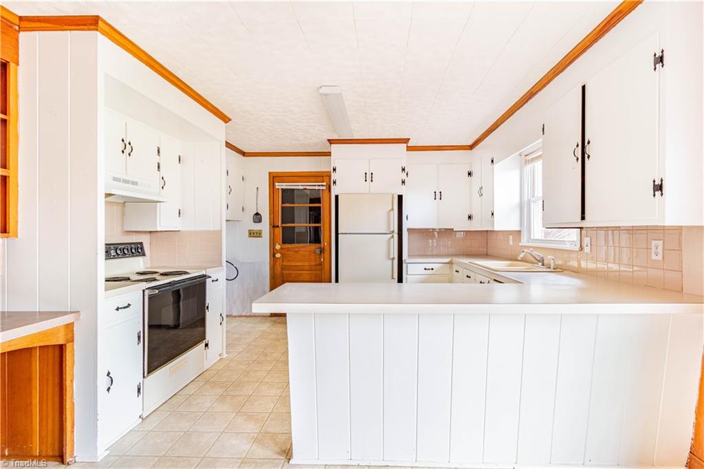1641 Tall Pines Road Lexington, NC 27295 - Photo 9 of 26 Gallery Image 9