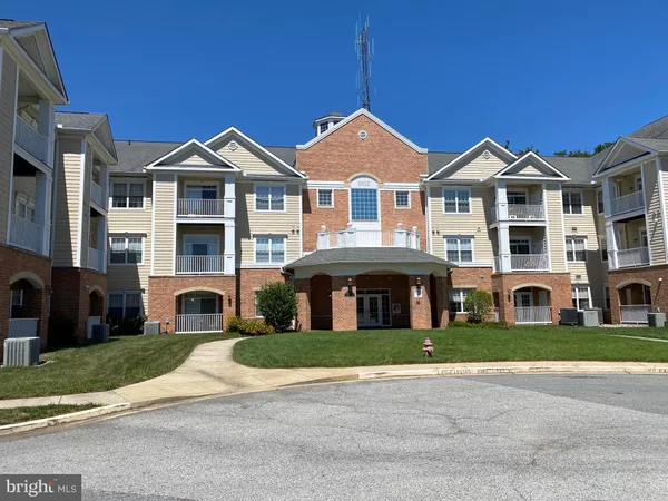 $2,200 | 8535 Veterans Highway, Unit 216, Millersville, MD 21108