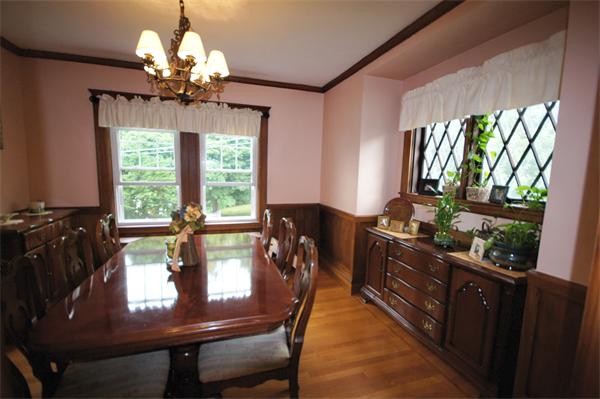 31 Powder House Road Medford, MA 02155 - Photo 2 of 18 Gallery Image 2