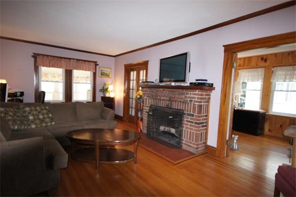 31 Powder House Road Medford, MA 02155 - Photo 5 of 18 Gallery Image 5