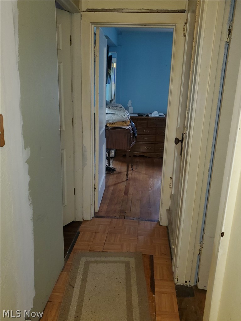 1439 Clermont Road Cleveland, OH 44110 - Photo 10 of 22