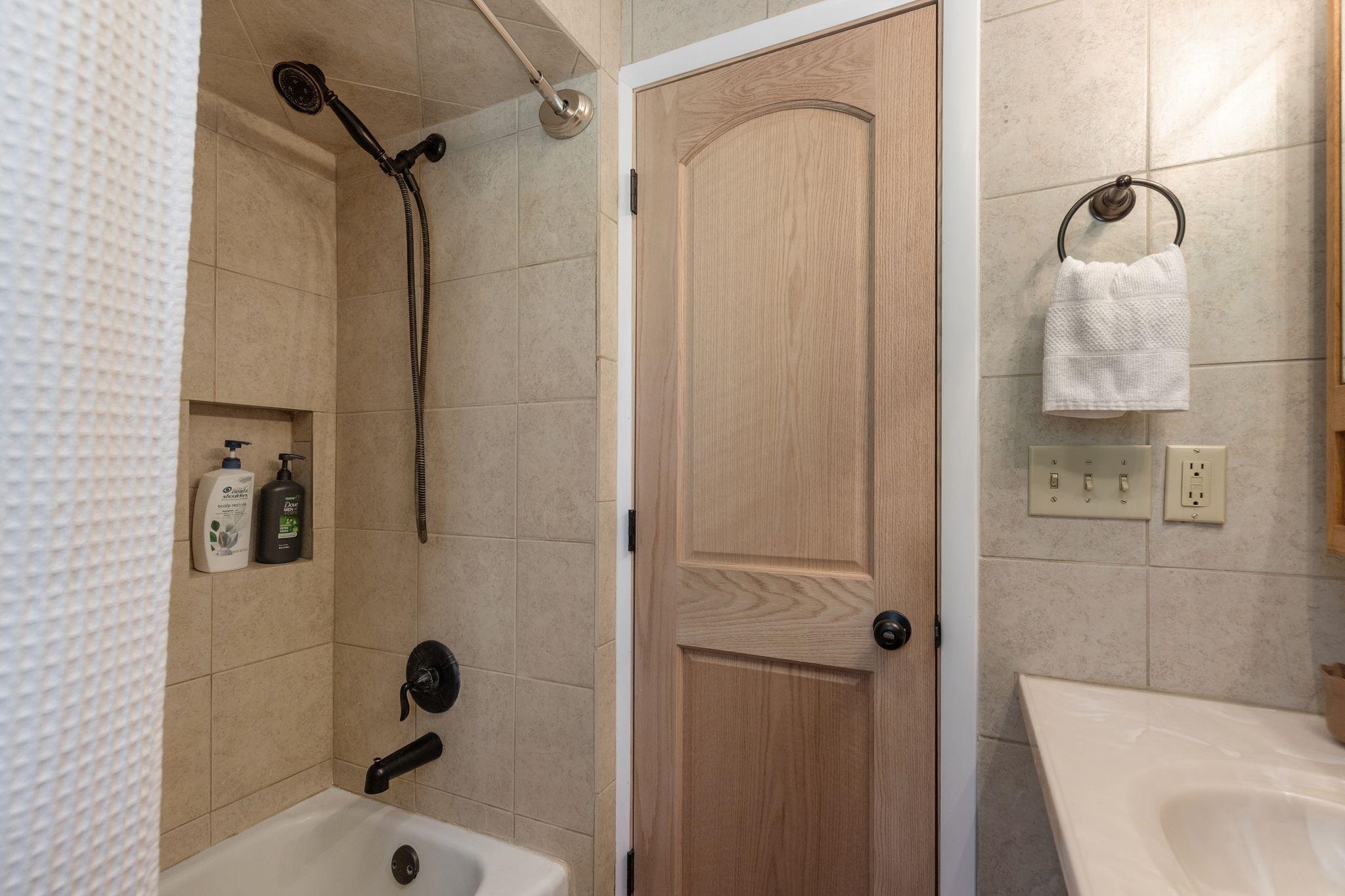 406 Elm Street Combined Locks, WI 54113 - Photo 18 of 29