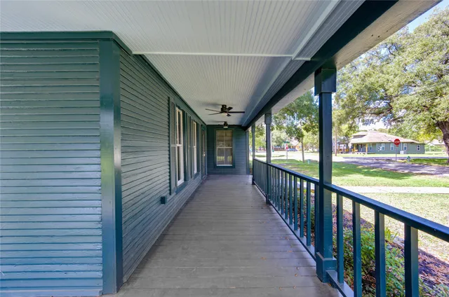 $349,000 | 602 East Myrtle Street, Angleton, TX 77515