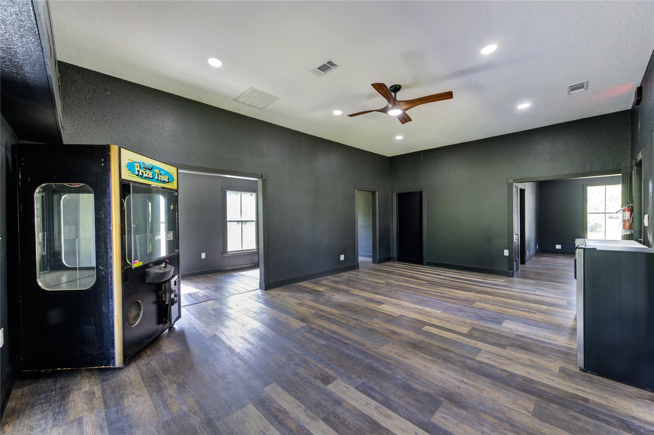 602 East Myrtle Street Angleton, TX 77515 - Photo 18 of 38