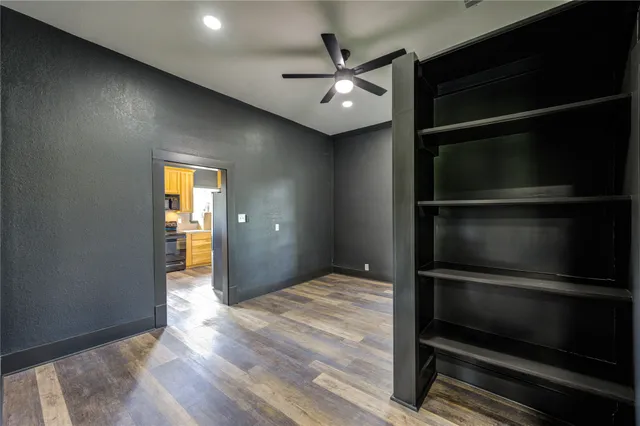 $349,000 | 602 East Myrtle Street, Angleton, TX 77515