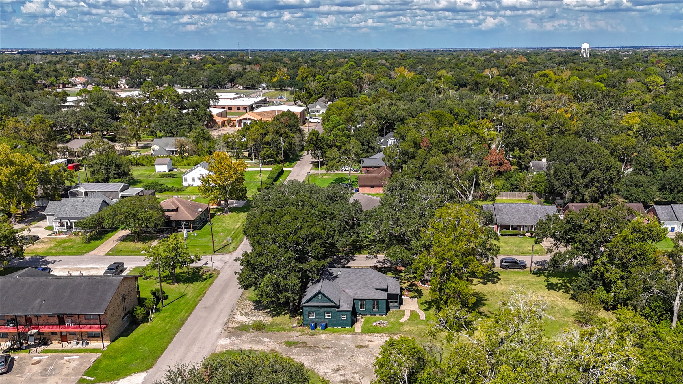 602 East Myrtle Street Angleton, TX 77515 - Photo 35 of 38