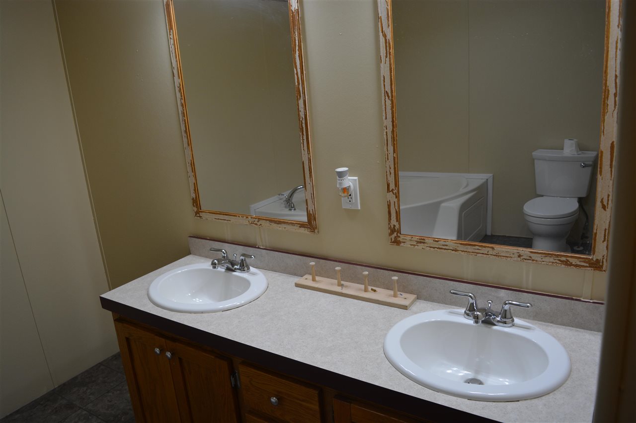 4401 Barted Road Bay City, MI 48706 - Photo 11 of 19 Gallery Image 11
