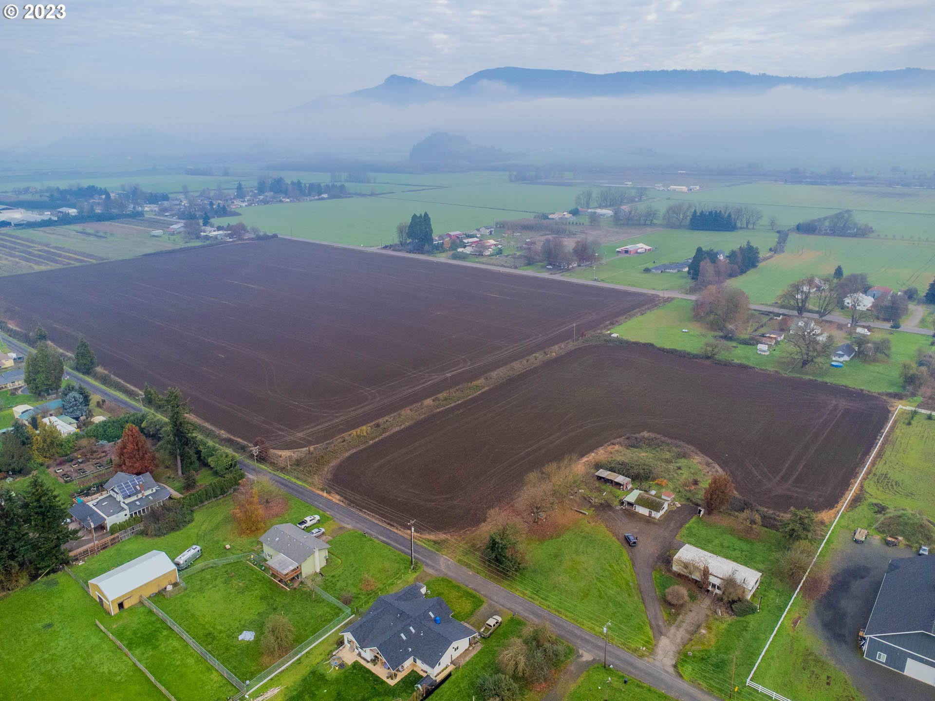 91467 Stallings Lane Eugene, OR 97408 - Photo 22 of 24 an aerial view of a house