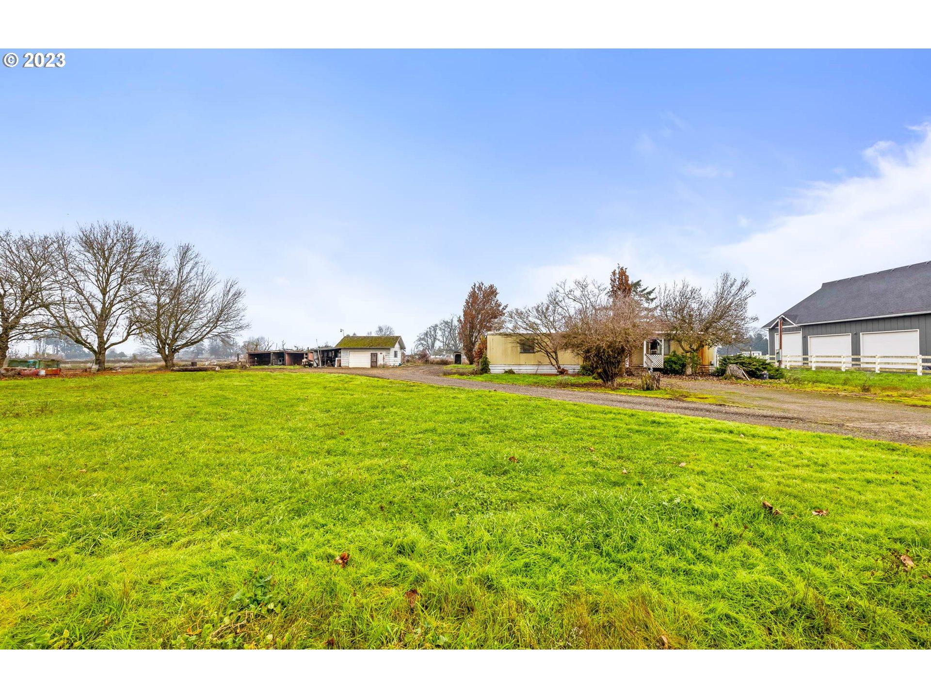 91467 Stallings Lane Eugene, OR 97408 - Photo 10 of 24 a view of an outdoor space and yard