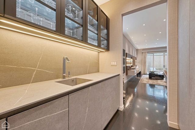 $2,400,000 | 2015 West Shakespeare Avenue, Chicago, IL 60647