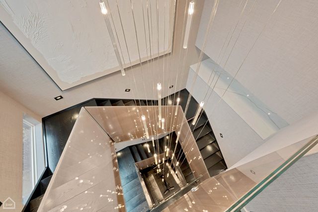 $2,400,000 | 2015 West Shakespeare Avenue, Chicago, IL 60647