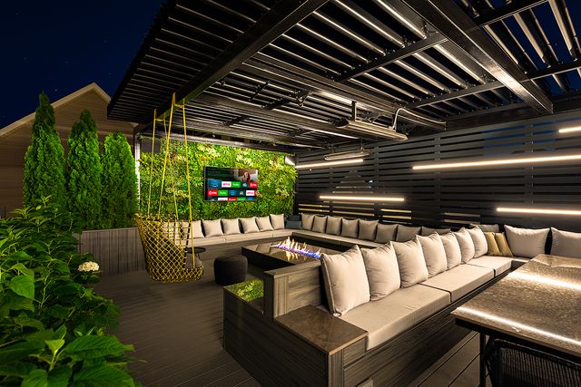 $2,400,000 | 2015 West Shakespeare Avenue, Chicago, IL 60647