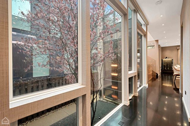 $2,400,000 | 2015 West Shakespeare Avenue, Chicago, IL 60647