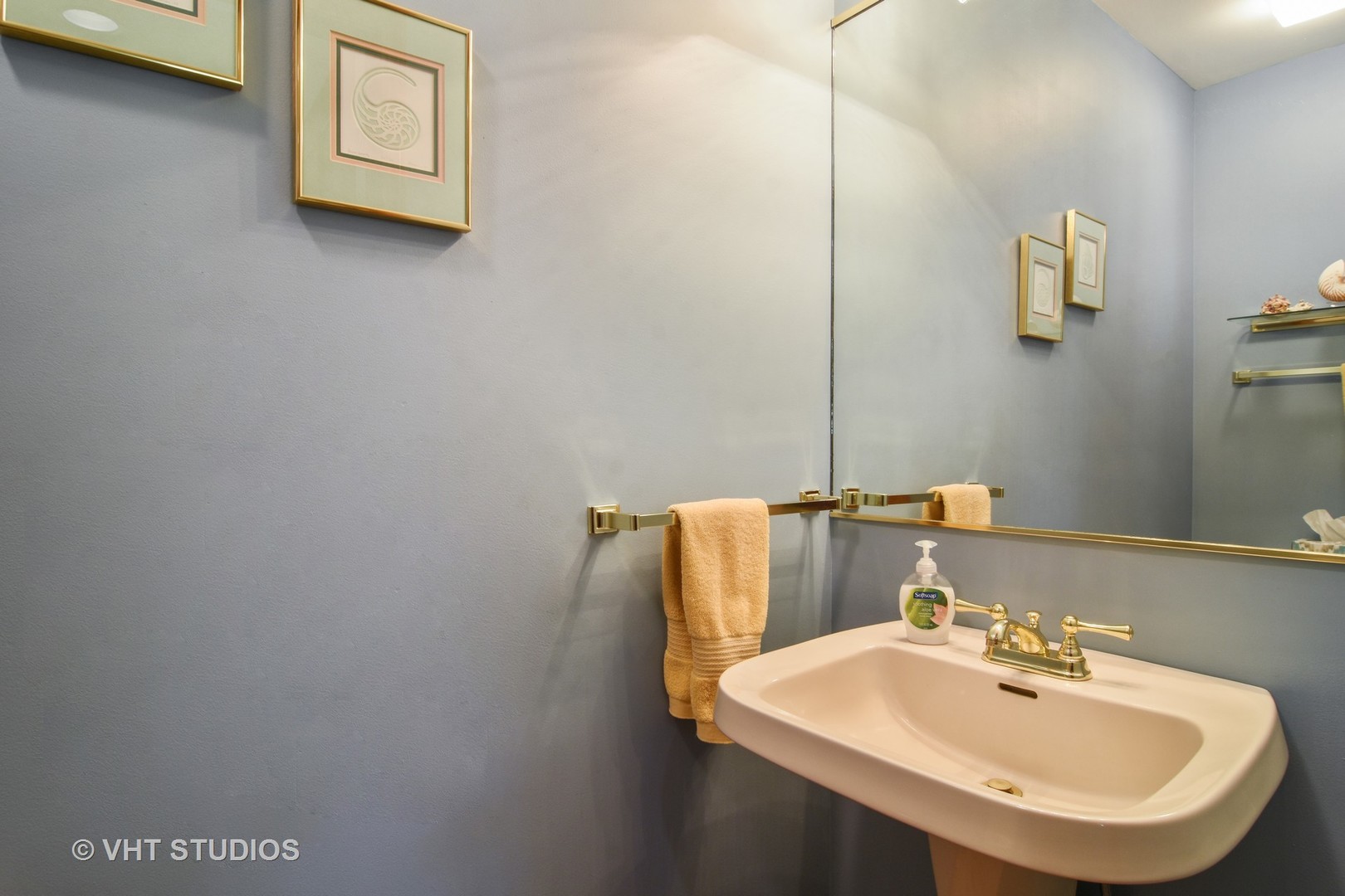 94 Golfview Road Lake Zurich, IL 60047 - Photo 22 of 29 Gallery Image 22