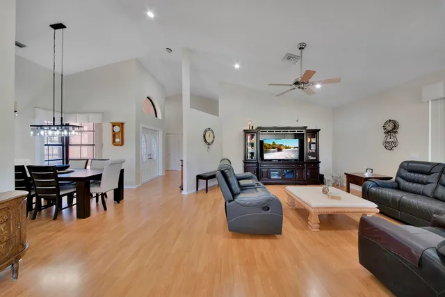 $799,900 | 19261 Cherry Hills Terrace, Boca Raton, FL 33498