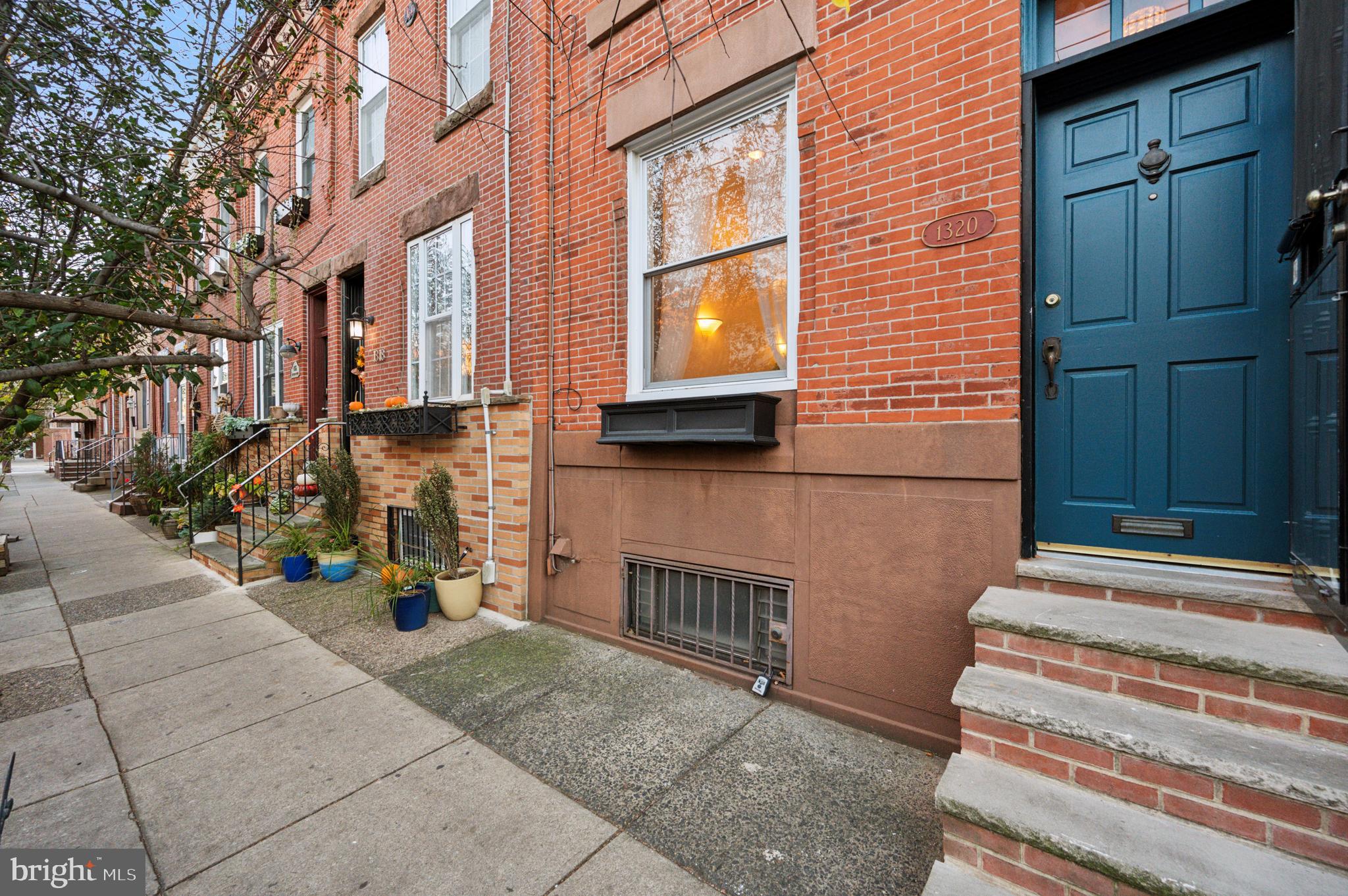 1320 McKean Street Philadelphia, PA 19148 - Photo 2 of 25