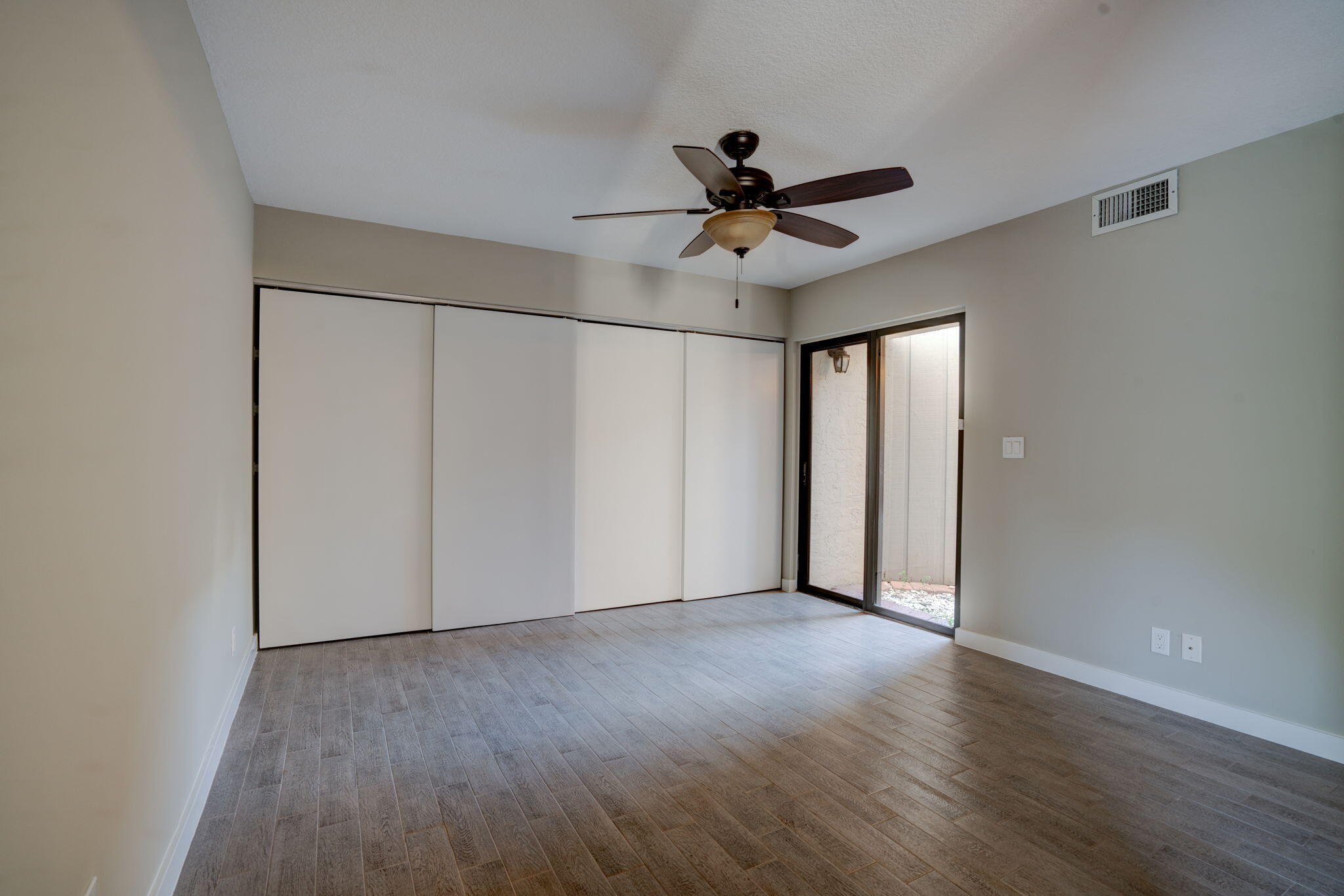 1605 Highway 1, Unit 7B Jupiter, FL 33477 - Photo 19 of 37 16-web-or-mls-1605 US 1 7B-9