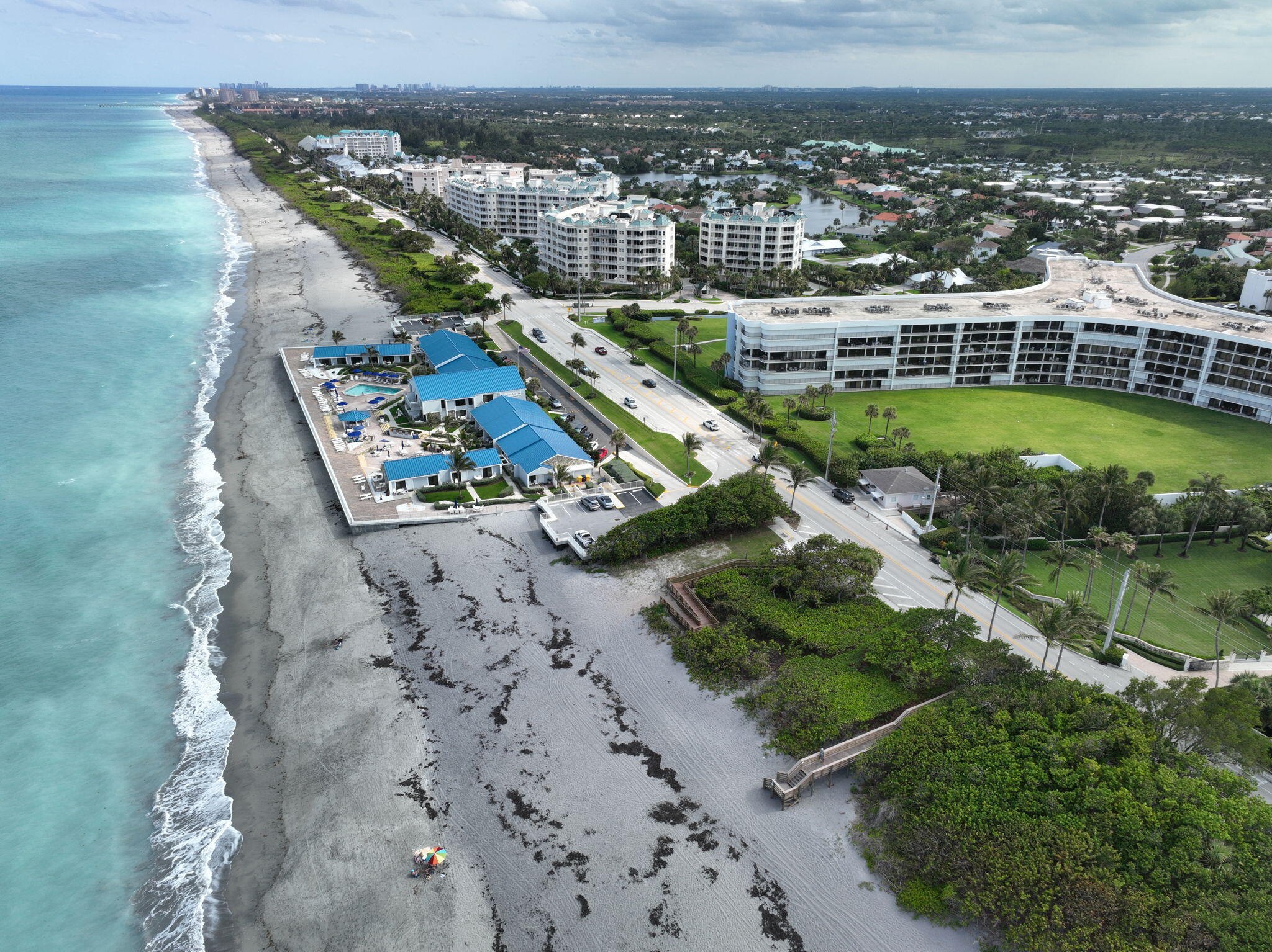 1605 Highway 1, Unit 7B Jupiter, FL 33477 - Photo 34 of 37 32-web-or-mls-1605 US 1 7B-32