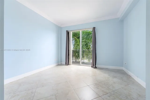 $335,000 | 2631 Northeast 14th Avenue, Unit 309, Wilton Manors, FL 33334