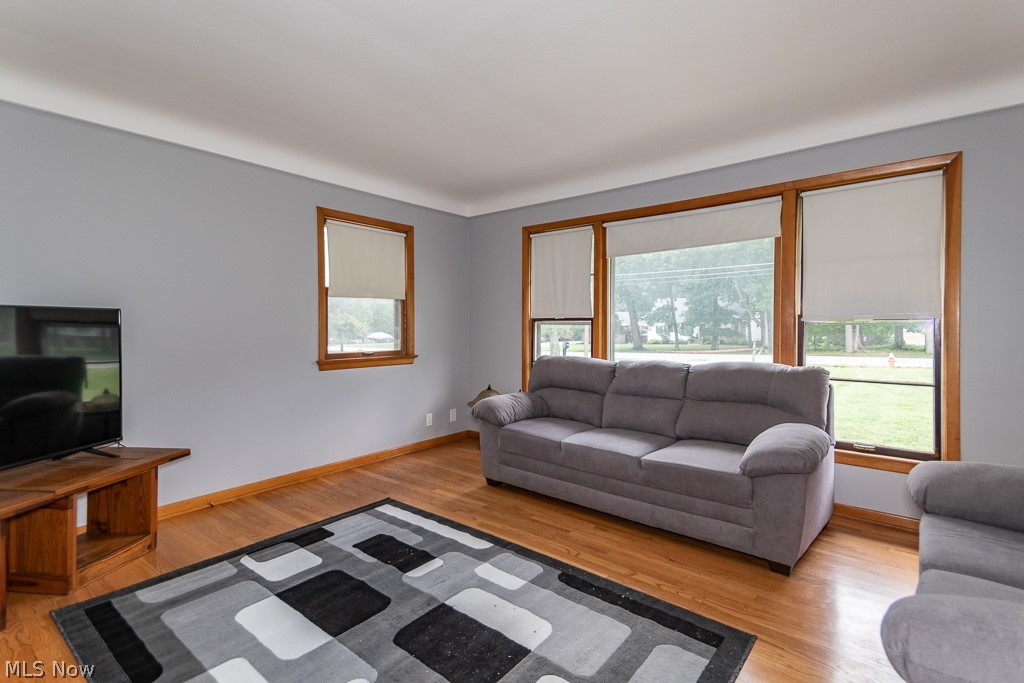 7809 McCreary Road Independence, OH 44131 - Photo 4 of 25