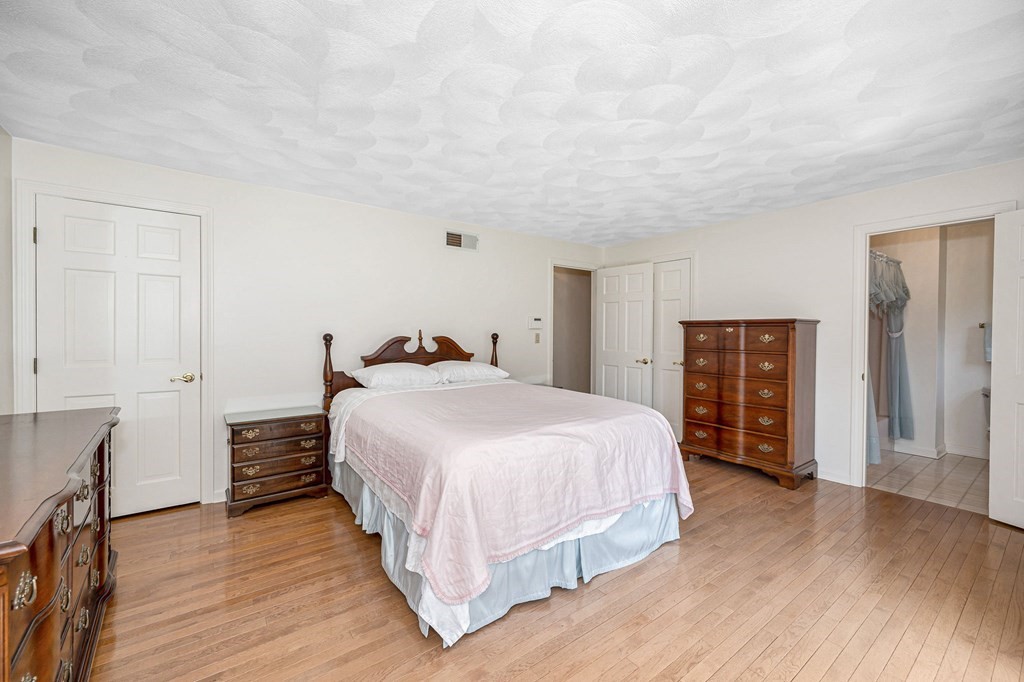 22 Kelshill Road Chelmsford, MA 01863 - Photo 19 of 42 Gallery Image 19