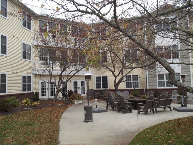 $273,000 | 2590 Gold Star Highway, Unit 210, Groton, CT 06355