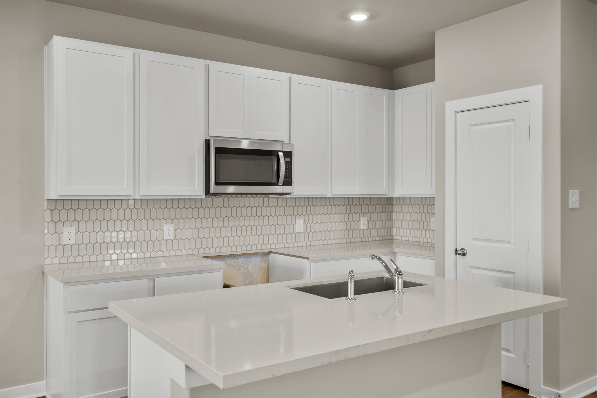 2903 Wind Cave Lane Rosharon, TX 77583 - Photo 3 of 32 representative photo