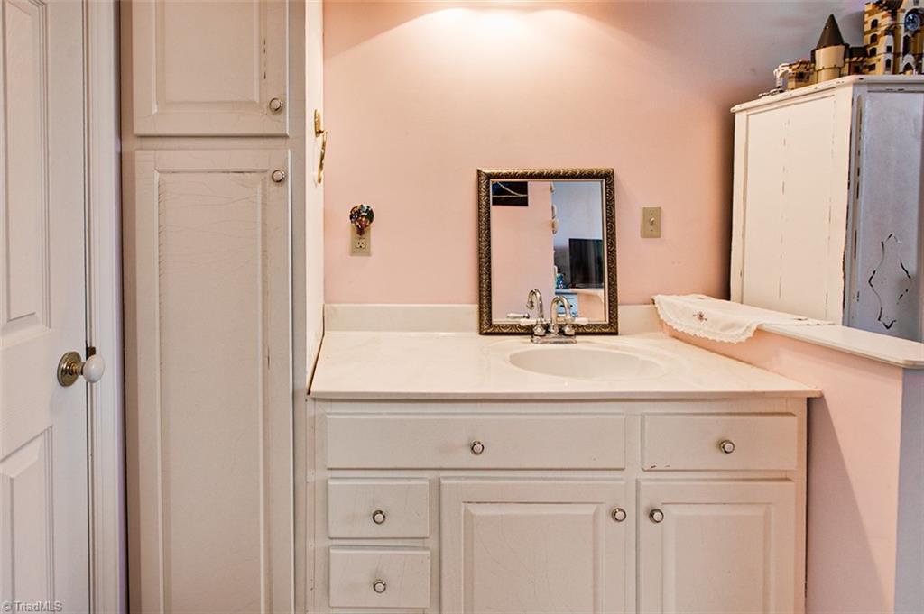 2201 New Salem Road Randleman, NC 27317 - Photo 37 of 39 Gallery Image 37