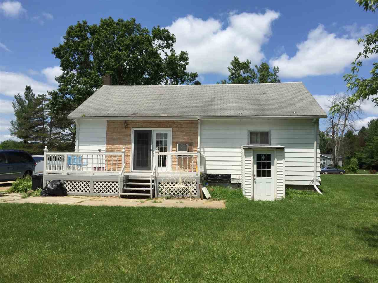 238 Lansing Road Morrice, MI 48857 - Photo 9 of 10 31251282-8.JPG