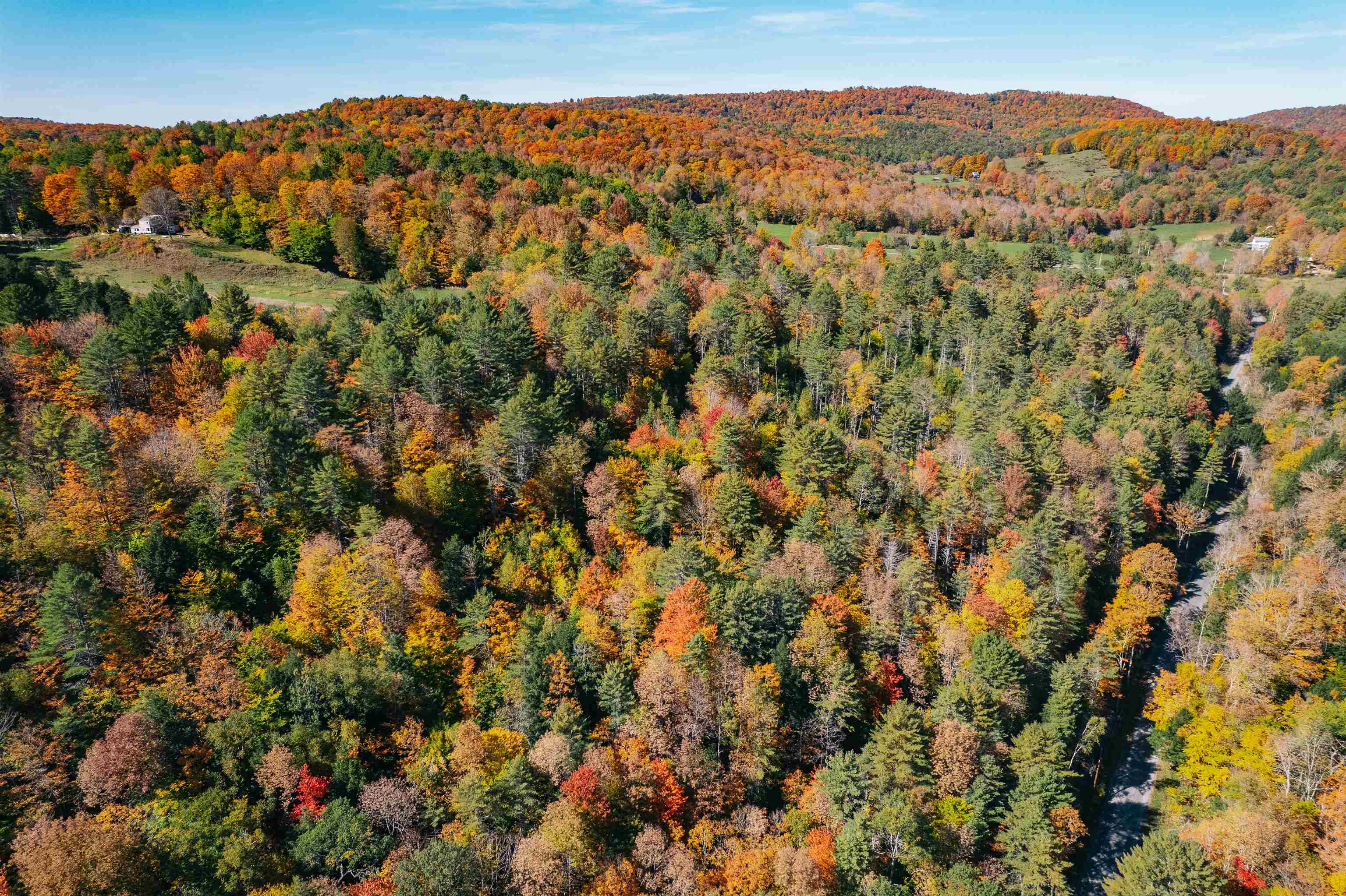 153 Russell Road Tunbridge, VT 05077 - Photo 5 of 25
