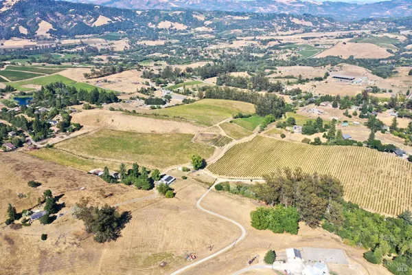 $2,450,000 | 4889 Grange Road, Santa Rosa, CA 95404
