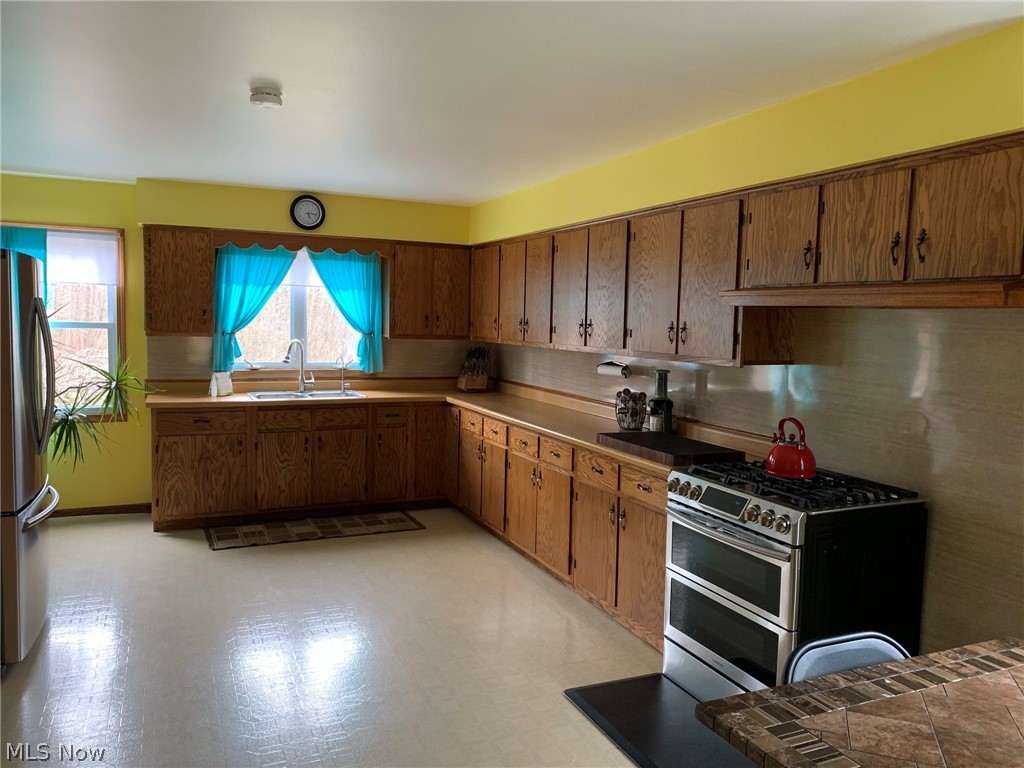 8051 Morris Road Orwell, OH 44076 - Photo 4 of 33