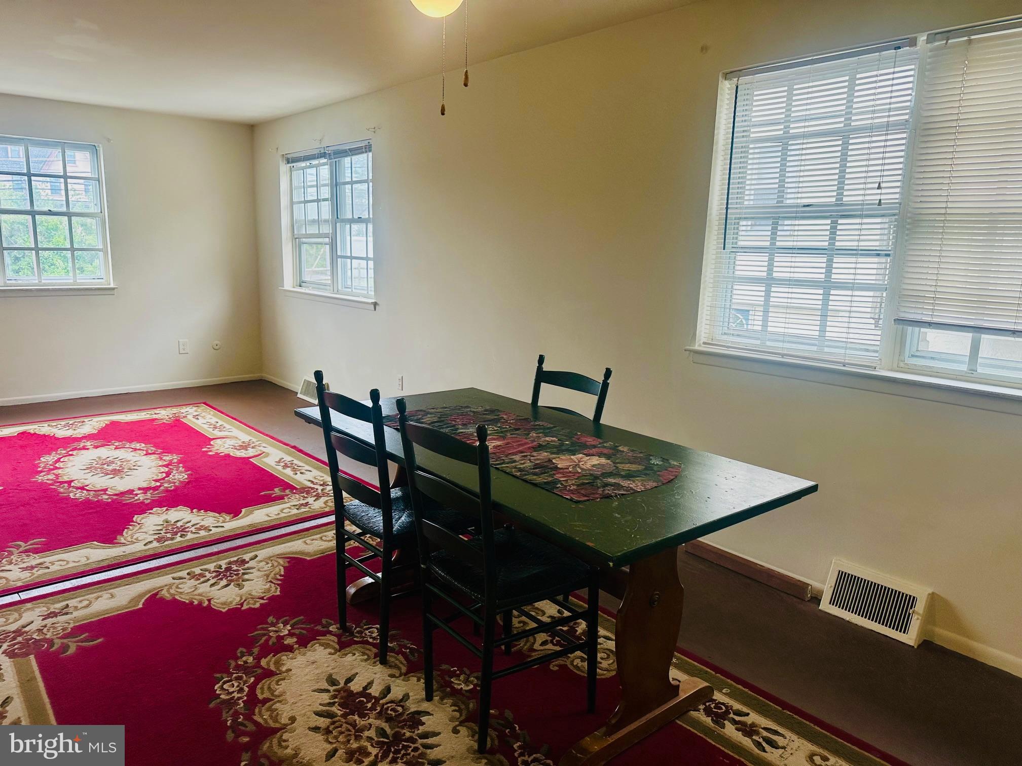 112 Byberry Road, Unit 2C Hatboro, PA 19040 - Photo 8 of 17 Dining Room