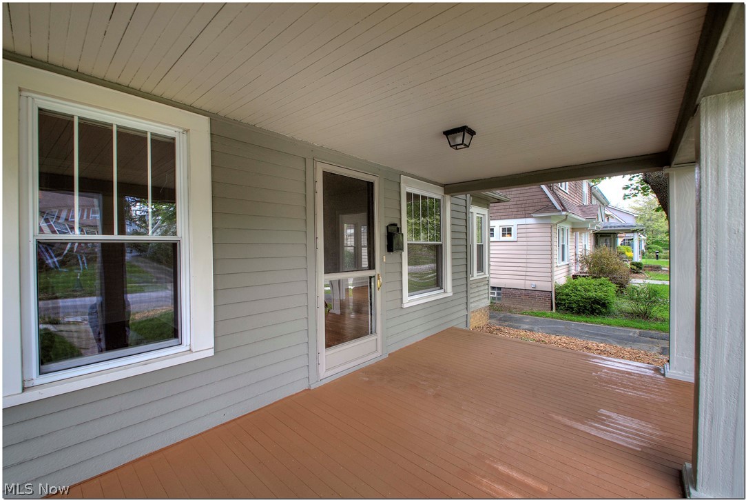 3079 Berkshire Road Cleveland, OH 44118 - Photo 2 of 31