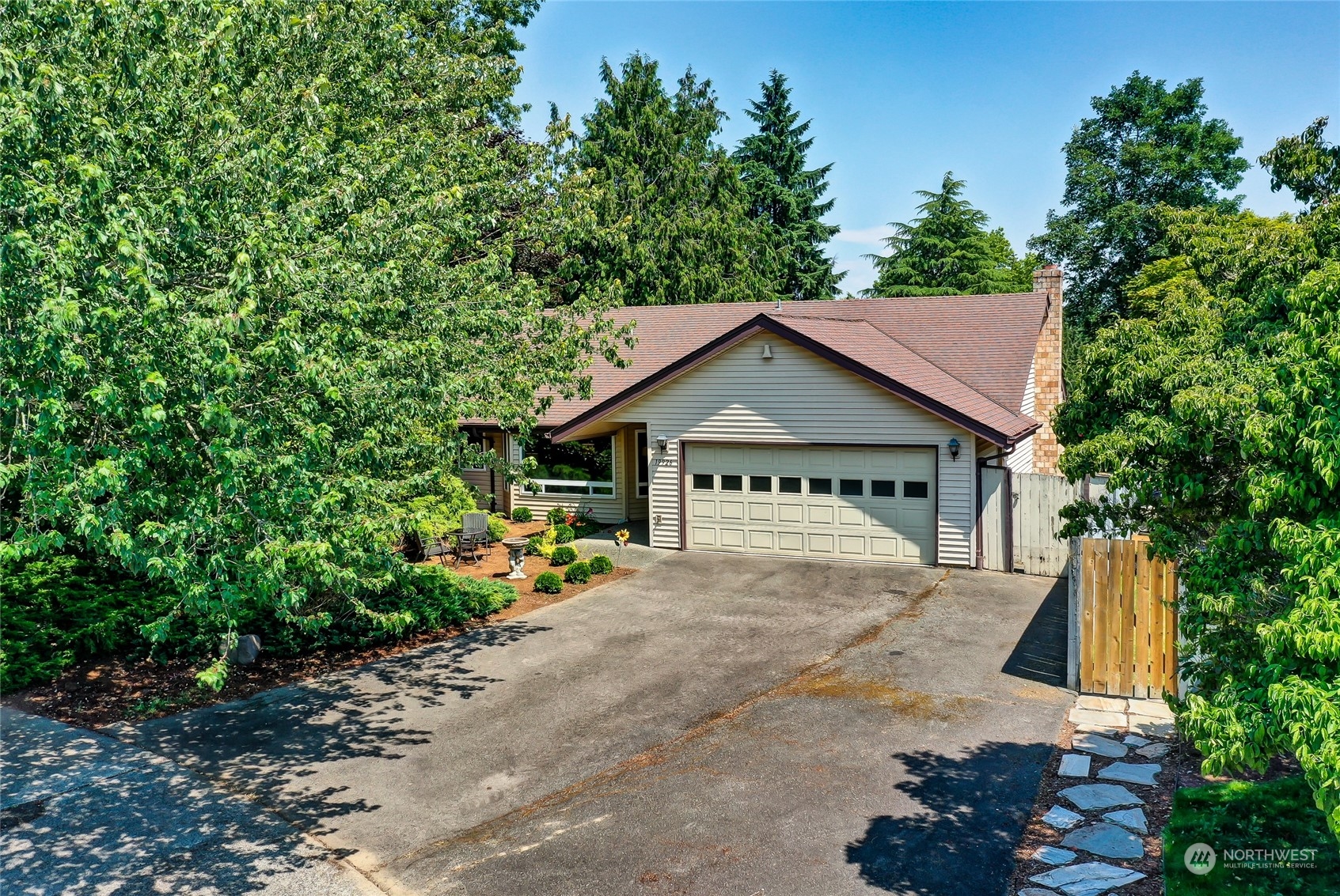 19926 105th Place Northeast Bothell, WA 98011 - Photo 31 of 37 Gallery Image 31